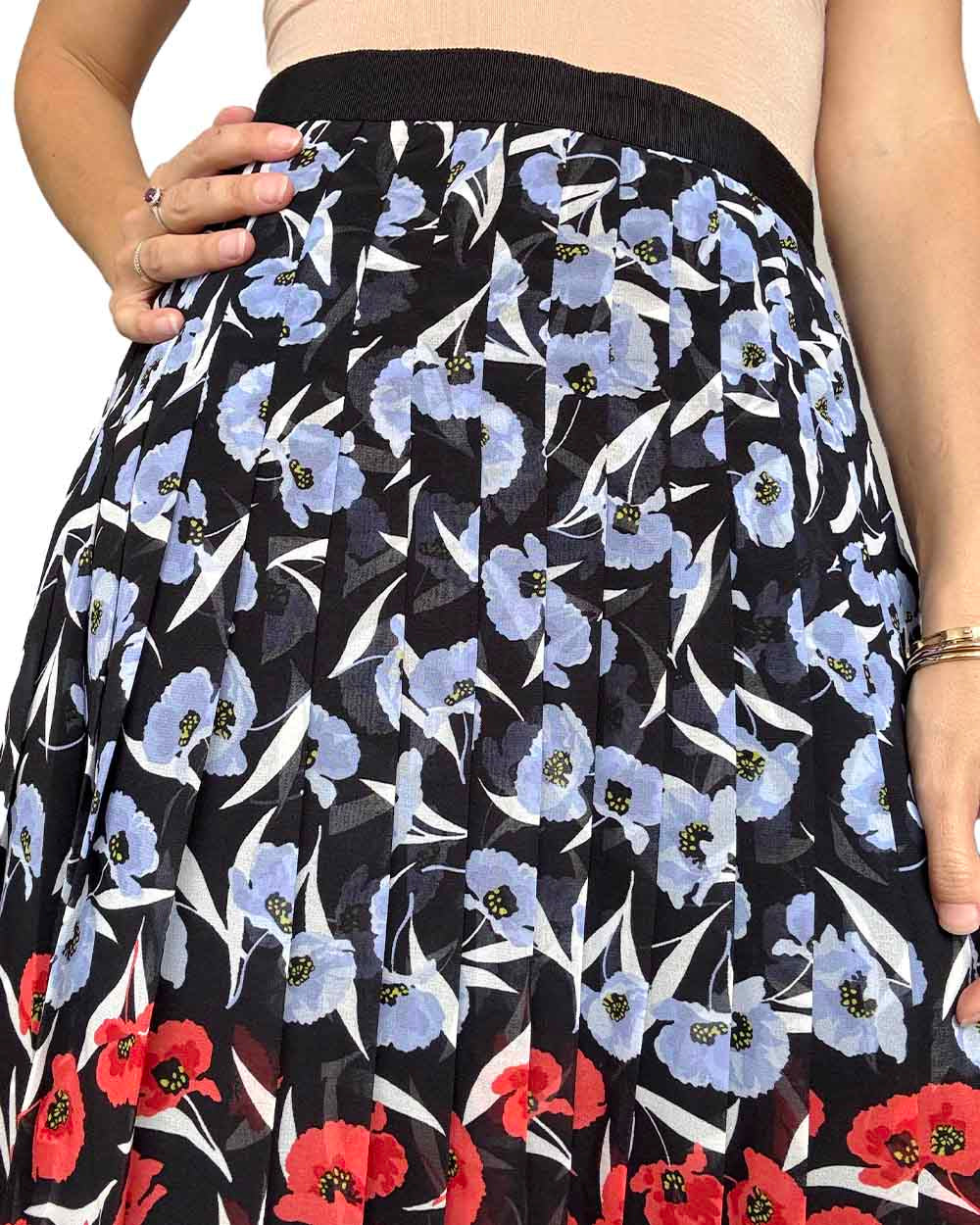 Ann Taylor - talla 4