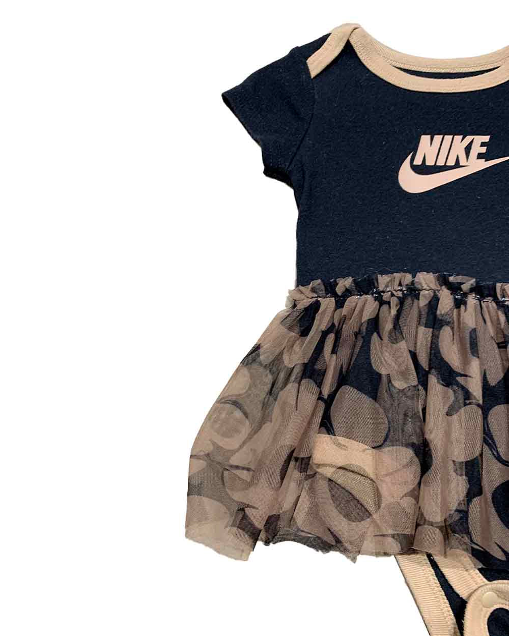 Nike - talla 6-12M
